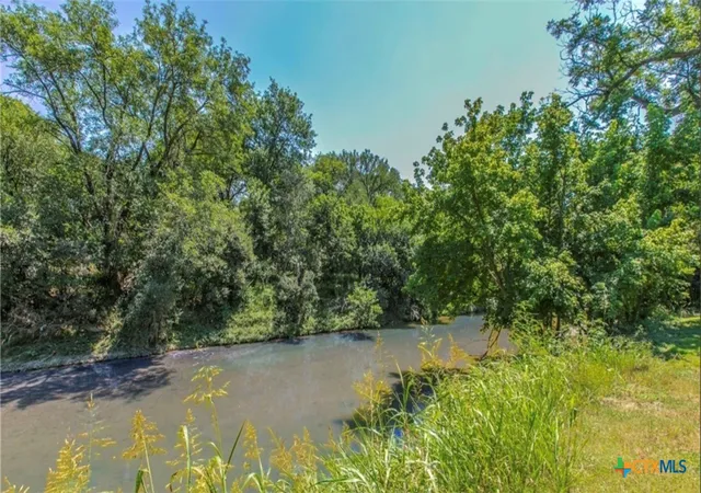 1st image of 200 Whitsett St, Belton, TX 76513 | MLS# 613877