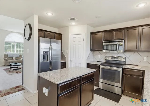 Photo 3 of Sale Pending at 9610 Raeburn Ct, Killeen, TX 76542 | MLS# 614007 | Listing updated on 2026-07-21
