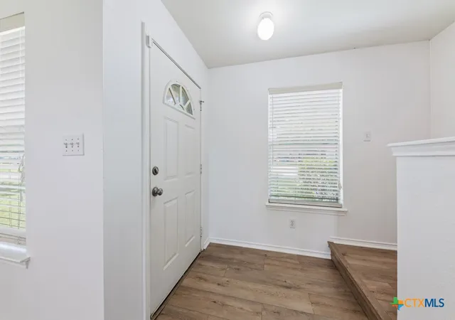 5th image of 527 Roosevelt Dr, Seguin, TX 78155 | MLS# 614117