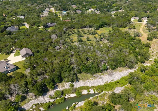 12th image of 31 Artesian Dr, Belton, TX 76513 | MLS# 614121