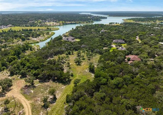 2nd image of 31 Artesian Dr, Belton, TX 76513 | MLS# 614121