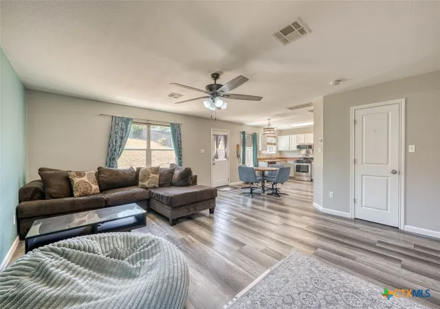 5th image of 136 Dandelion Loop, Kyle, TX 78640 | MLS# 614110
