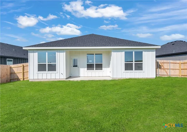 2nd image of 186 Lost Horizon Dr, Copperas Cove, TX 76522 | MLS# 612113