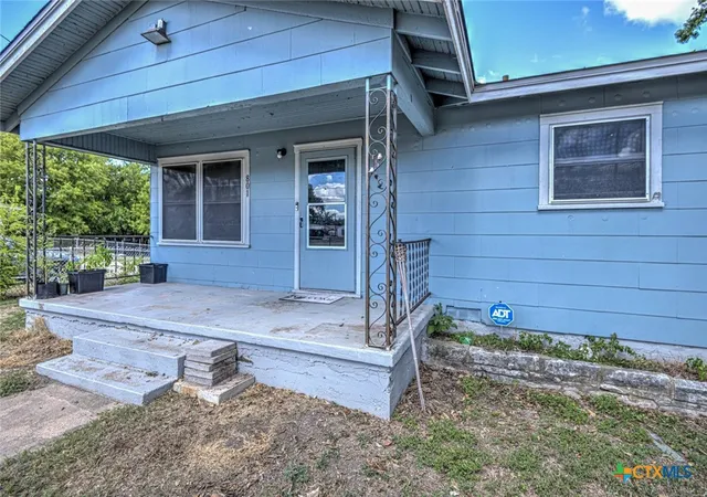 Photo 3 of Single family home for sale at 801 N Main St, Copperas Cove, TX 76522 | MLS# 614241 | Listing updated on 2026-05-21
