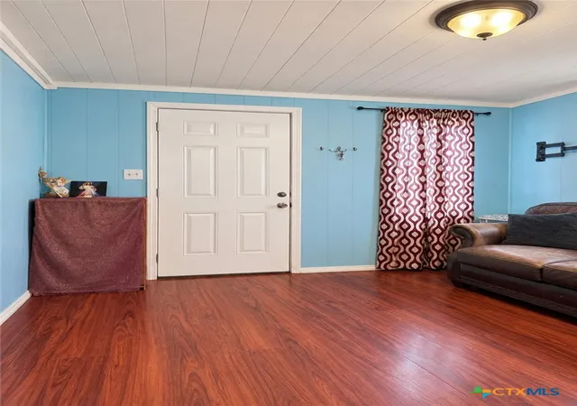 Photo 3 of Single family home for sale at 1108 NE Water St, Victoria, TX 77901 | MLS# 614317 | Listing updated on 2026-09-21