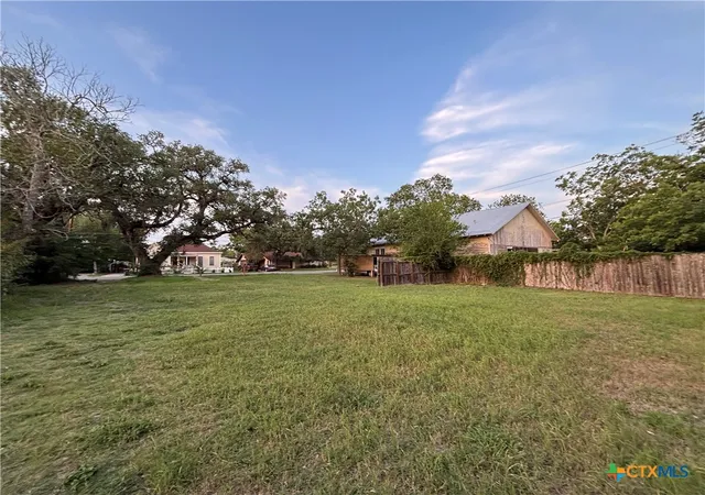 3rd image of 609 E Main St, Cuero, TX 77954 | MLS# 614333