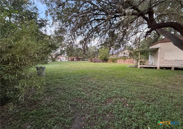 6th image of 609 E Main St, Cuero, TX 77954 | MLS# 614333