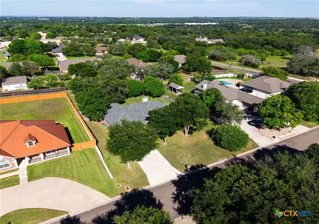 Homes for sale in Lampasas, TX | 1909 Diamond Ridge Dr, Lampasas, TX 76550 | MLS# 613747