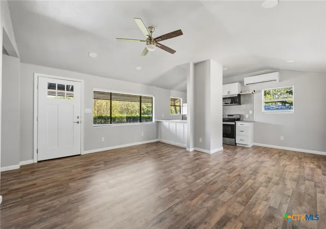 5th image of 507 Bliss Ln, San Marcos, TX 78666 | MLS# 614390