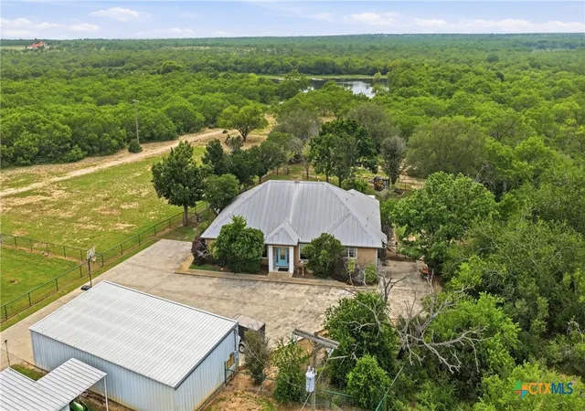 Photo 3 of House for sale at 3833 County Rd 2880, Bigfoot, TX 78005 | MLS# 614087 | Listing updated on 2026-05-21