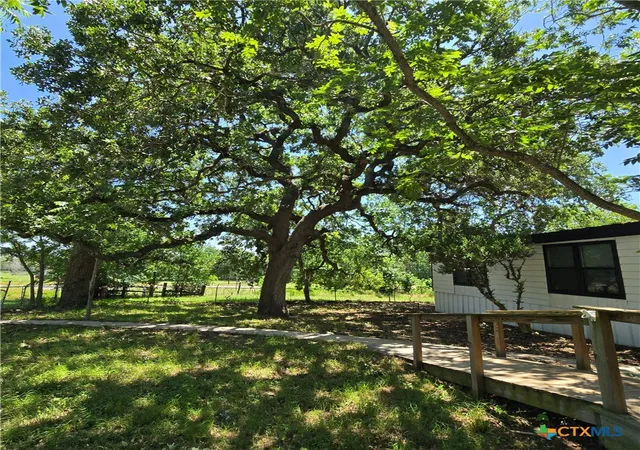 Homes for sale in Luling, TX | 3041 Fm 671, Luling, TX 78648 | MLS# 614417