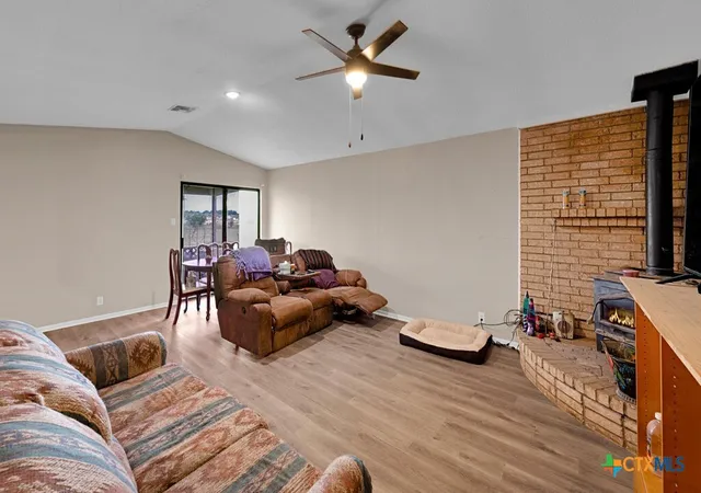 2nd image of 9796 E Us 190 Hwy, Rogers, TX 76569 | MLS# 613416