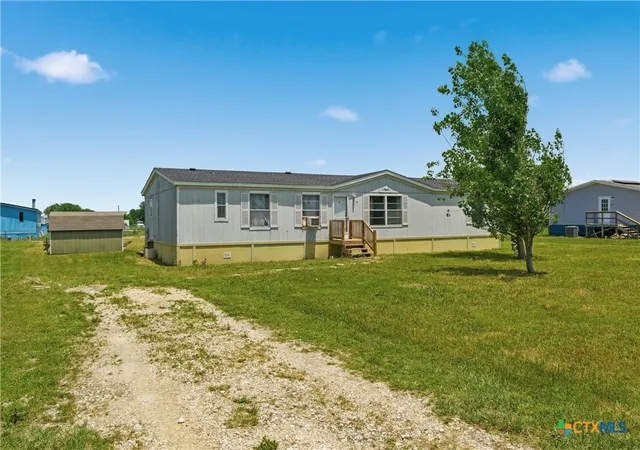 2nd image of 154 Hillside Dr, Troy, TX 76579 | MLS# 614422