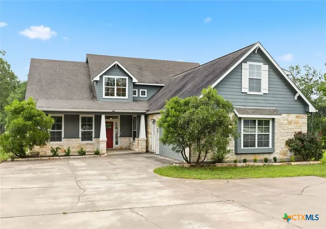 Photo 2 of Single family home for sale at 169 Old 71, Cedar Creek, TX 78612 | MLS# 614101 | Listing updated on 2026-07-23