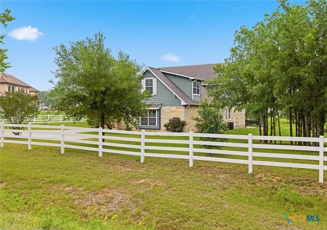 Photo 4 of Single family home for sale at 169 Old 71, Cedar Creek, TX 78612 | MLS# 614101 | Listing updated on 2026-07-23