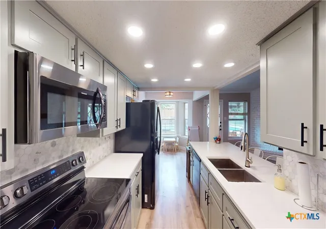 2nd image of 205 Red Oak Dr, Harker Heights, TX 76548 | MLS# 614572