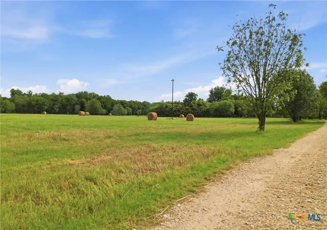 4th image of 1301 Sea Willow Dr, Marion, TX 78124 | MLS# 614468