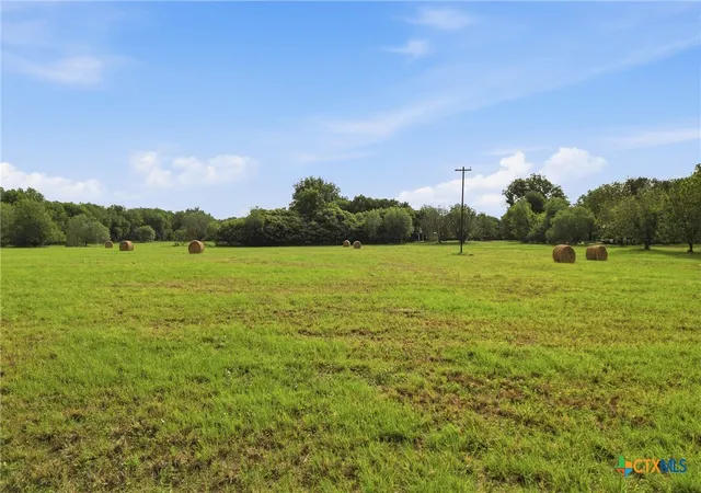 5th image of 1301 Sea Willow Dr, Marion, TX 78124 | MLS# 614468