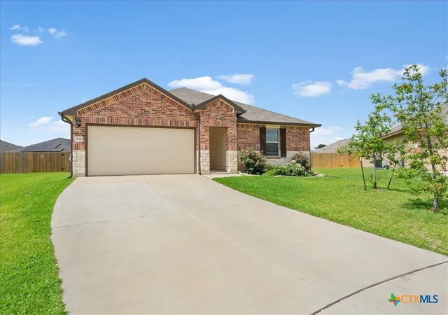 2nd image of 1000 Velvet Ct, Troy, TX 76579 | MLS# 613314