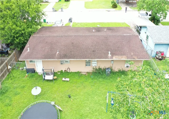 3rd image of 3303 Wildwood St, Victoria, TX 77901 | MLS# 614644