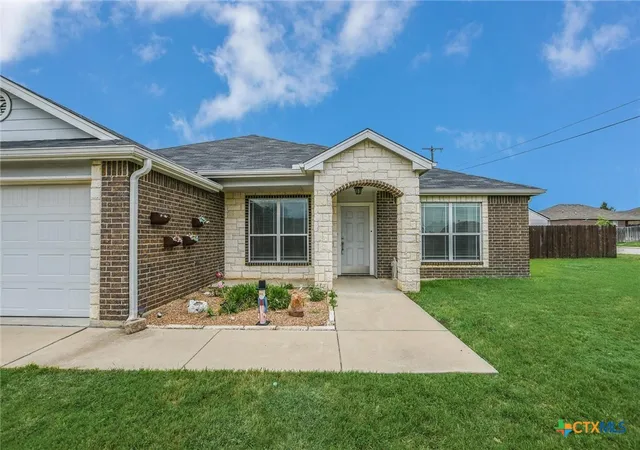 Homes for sale in Belton, TX | 2415 Washington Dr, Belton, TX 76513 | MLS# 614227