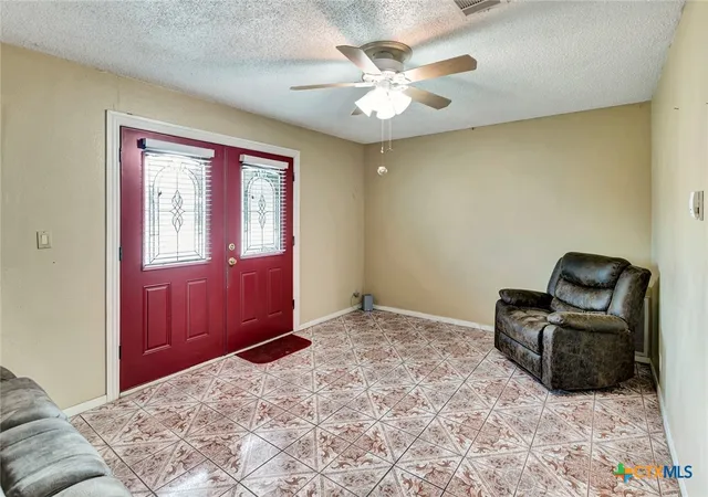 Photo 2 of Single family home for sale at 1504 Sam Houston Dr, Victoria, TX 77901 | MLS# 613884 | Listing updated on 2026-07-20