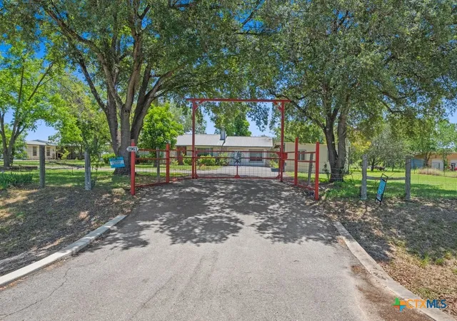 3rd image of 1961 Bolton Rd, Marion, TX 78124 | MLS# 614690