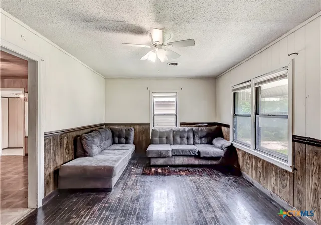 5th image of 104 E Reagan Ave, Copperas Cove, TX 76522 | MLS# 614351