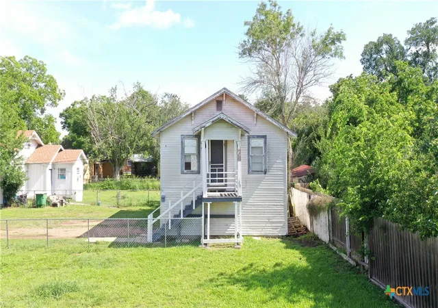 10th image of 1704 N Goldman St, Victoria, TX 77901 | MLS# 614707