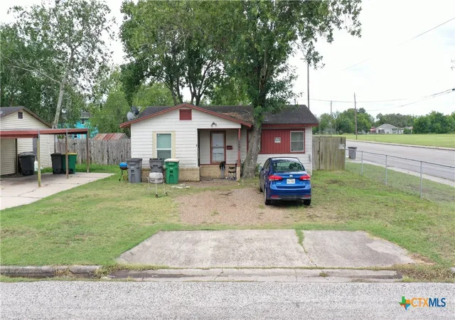 3rd image of 2903 Wildwood St, Victoria, TX 77901 | MLS# 614709