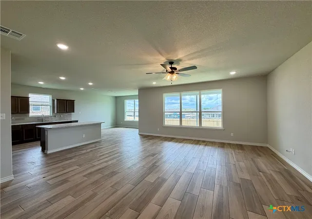 Photo 3 of Single family home for sale at 3204 Seeker St, Killeen, TX 76549 | MLS# 614728 | Listing updated on 2026-06-30