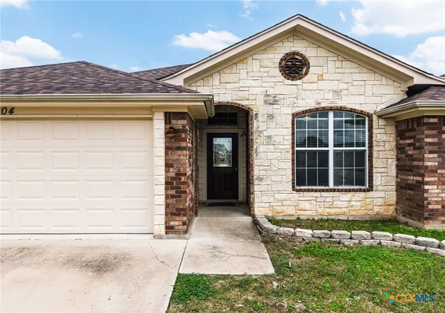 Homes for sale in Copperas Cove, TX | 2104 Joseph Dr, Copperas Cove, TX 76522 | MLS# 613872