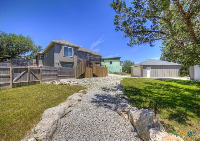38th image of 305 Lake Crest Dr, Spring Branch, TX 78070 | MLS# 614450