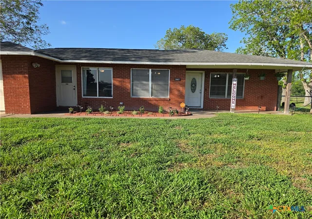 Photo 1 of Single family home for sale at 2865 Fm 1685, Victoria, TX 77905 | MLS# 614582 | Listing updated on 2026-07-13
