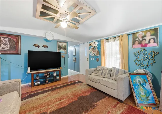 Photo 3 of Manufactured home for sale at 112 Cresthill Cswy, Kyle, TX 78640 | MLS# 614645 | Listing updated on 2026-06-11
