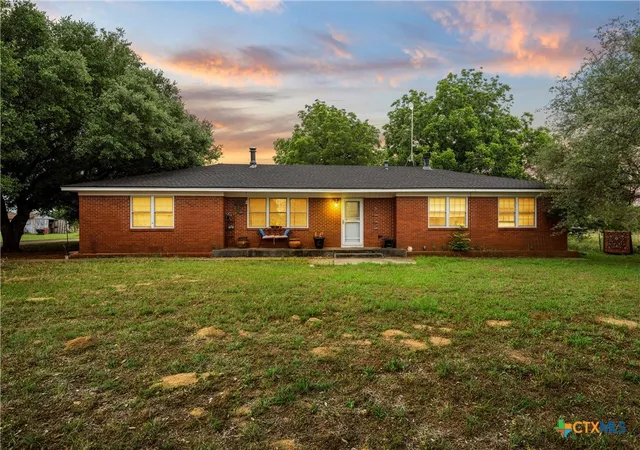 Homes for sale in Whitney, TX | 2554 State Hwy 22, Whitney, TX 76692 | MLS# 614841