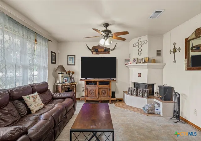 Homes for sale in Whitney, TX | 2554 State Hwy 22, Whitney, TX 76692 | MLS# 614841