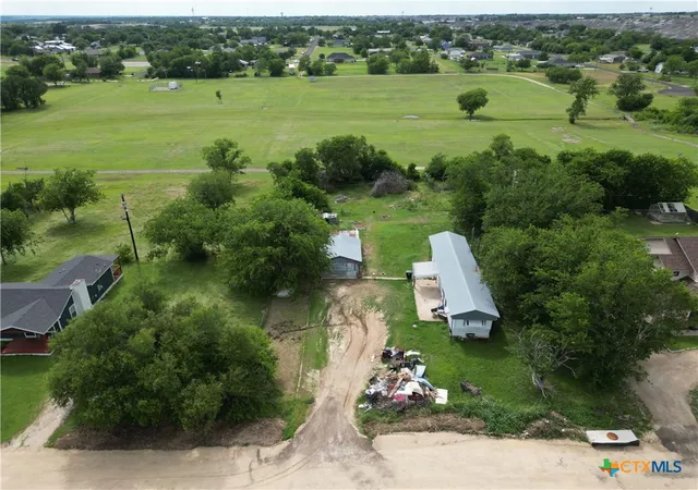 Photo 1 of Sale Pending at 108 N Pea Ridge Rd, Temple, TX 76502 | MLS# 614842 | Listing updated on 2026-06-04