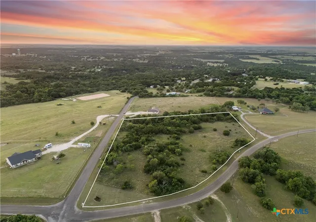 3rd image of 150 Theresa Ln, Eddy, TX 76524 | MLS# 614803