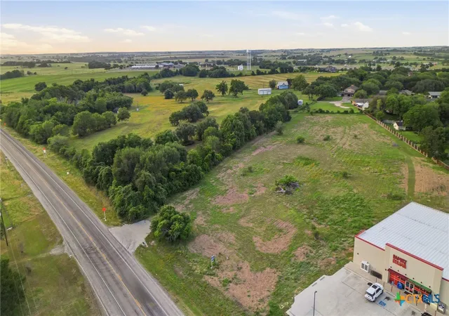Homes for sale in Shiner, TX | Tbd Us Hwy 90a, Shiner, TX 77984 | MLS# 614877
