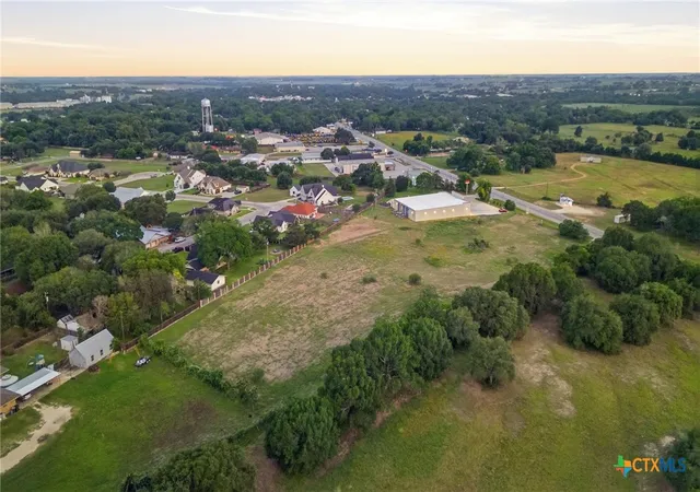 Homes for sale in Shiner, TX | Tbd Us Hwy 90a, Shiner, TX 77984 | MLS# 614877
