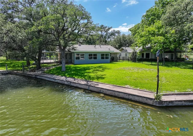Homes for sale in Marble Falls, TX | 501 Oleander Dr, Marble Falls, TX 78654 | MLS# 614885