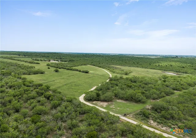 2nd image of 1190 Dickerson Rd, Lockhart, TX 78644 | MLS# 614939
