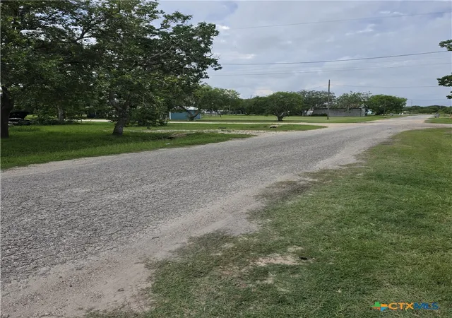 24th image of 703 E Houston Ave, Seadrift, TX 77983 | MLS# 614849