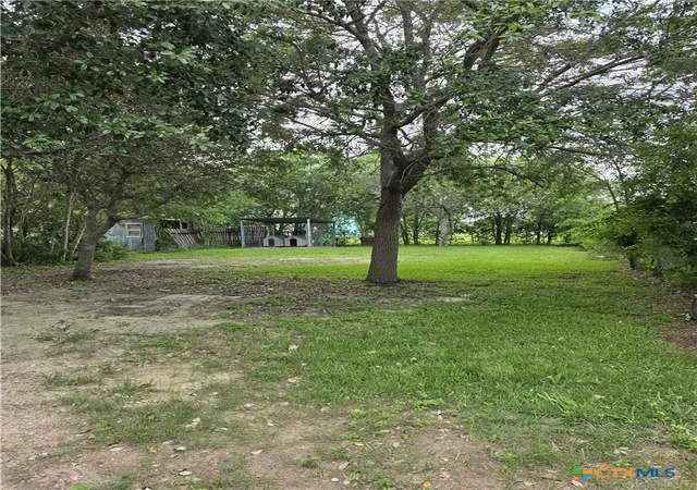 4th image of 703 E Houston Ave, Seadrift, TX 77983 | MLS# 614849