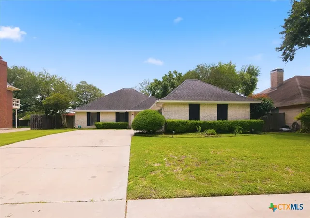 Photo 2 of Single family home for sale at 209 Champions Row, Victoria, TX 77904 | MLS# 614612 | Listing updated on 2026-06-18