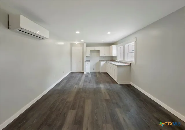 image of 317 S Emma, Bartlett, TX 76511 | MLS# 614493