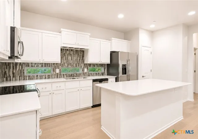 image of 208 Birch Oak Ln, Georgetown, TX 78628 | MLS# 614997