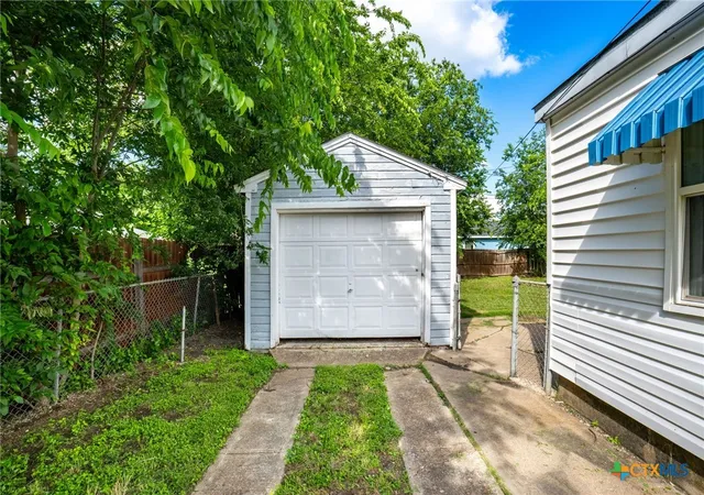 3rd image of 709 Sissom Rd, Killeen, TX 76541 | MLS# 615042