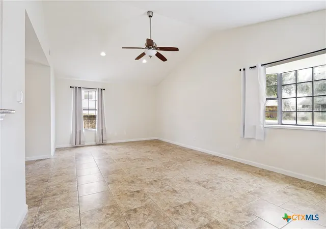 Homes for sale in Boerne, TX | 603 Oak Park Dr Dr, Boerne, TX 78006 | MLS# 615123